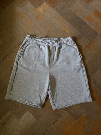 6pm Short neu L