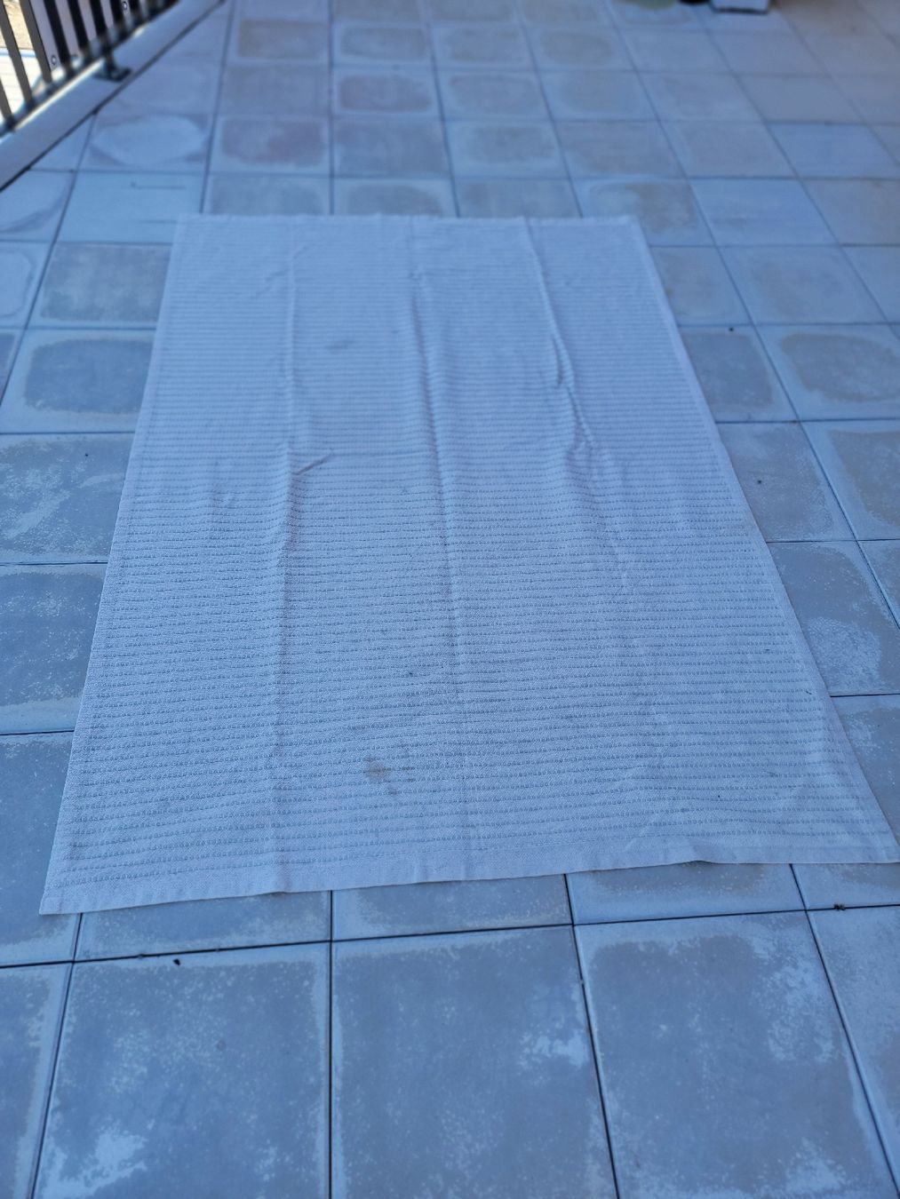 Ikea Teppiche: Tapis Ikea – Gebraucht aus Les Marécottes von gre_plt6