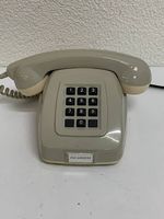 Vintage Posttelefon mit Tastatur in Grau Beige