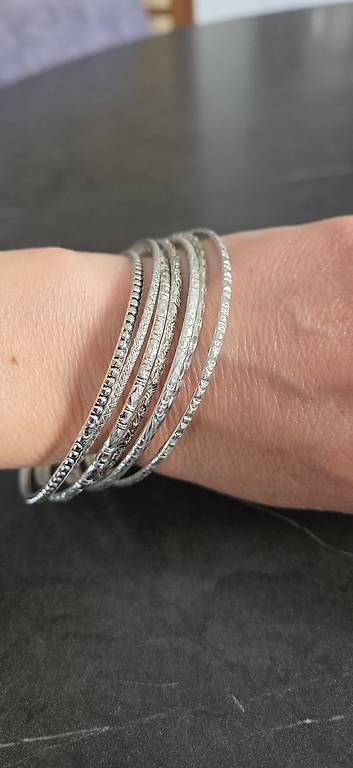 Bracciali & Braccialetti: Bracelet fantaisie – Usato da Ste-Croix venduto da kar_9x7w 1