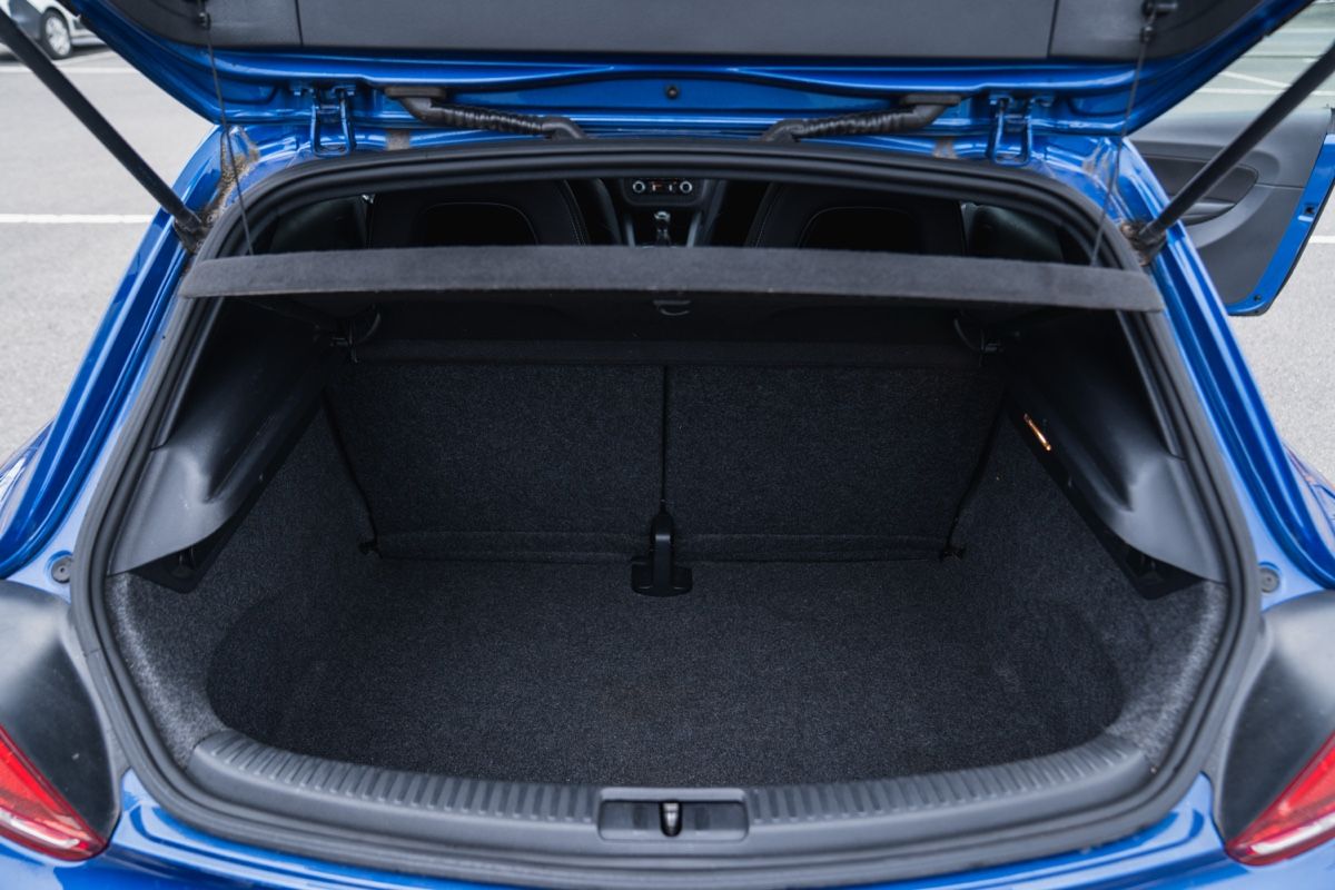 VW Automobili: VW SCIROCCO 1.4 Bl. MT – Usato da Ibach venduto da AM10 9