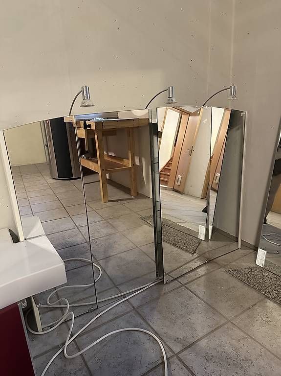 Armadietti a specchio: Spiegelschrank mit Beleuchtung – Usato da Kaiseraugst venduto da asl_c2pj 1