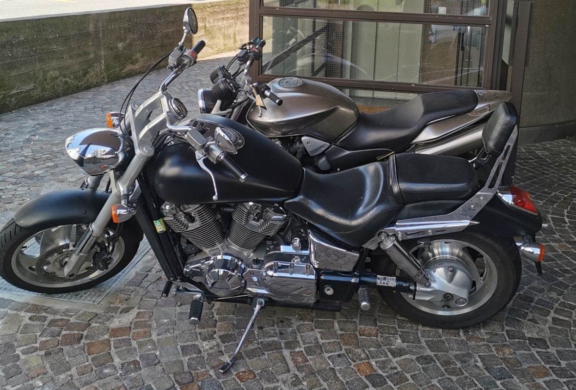 Honda Chopper: Honda VTX 1800 – Usato da Montagnola venduto da iva_qvx9 2