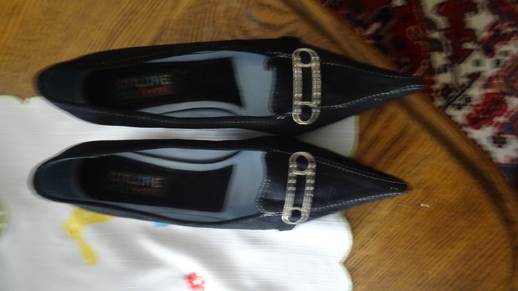 Scarpe da donna: NEU PUMPS GR. 40.Letzte verk. – Nuovo (secondo la descrizione) da Burgdorf venduto da stein12