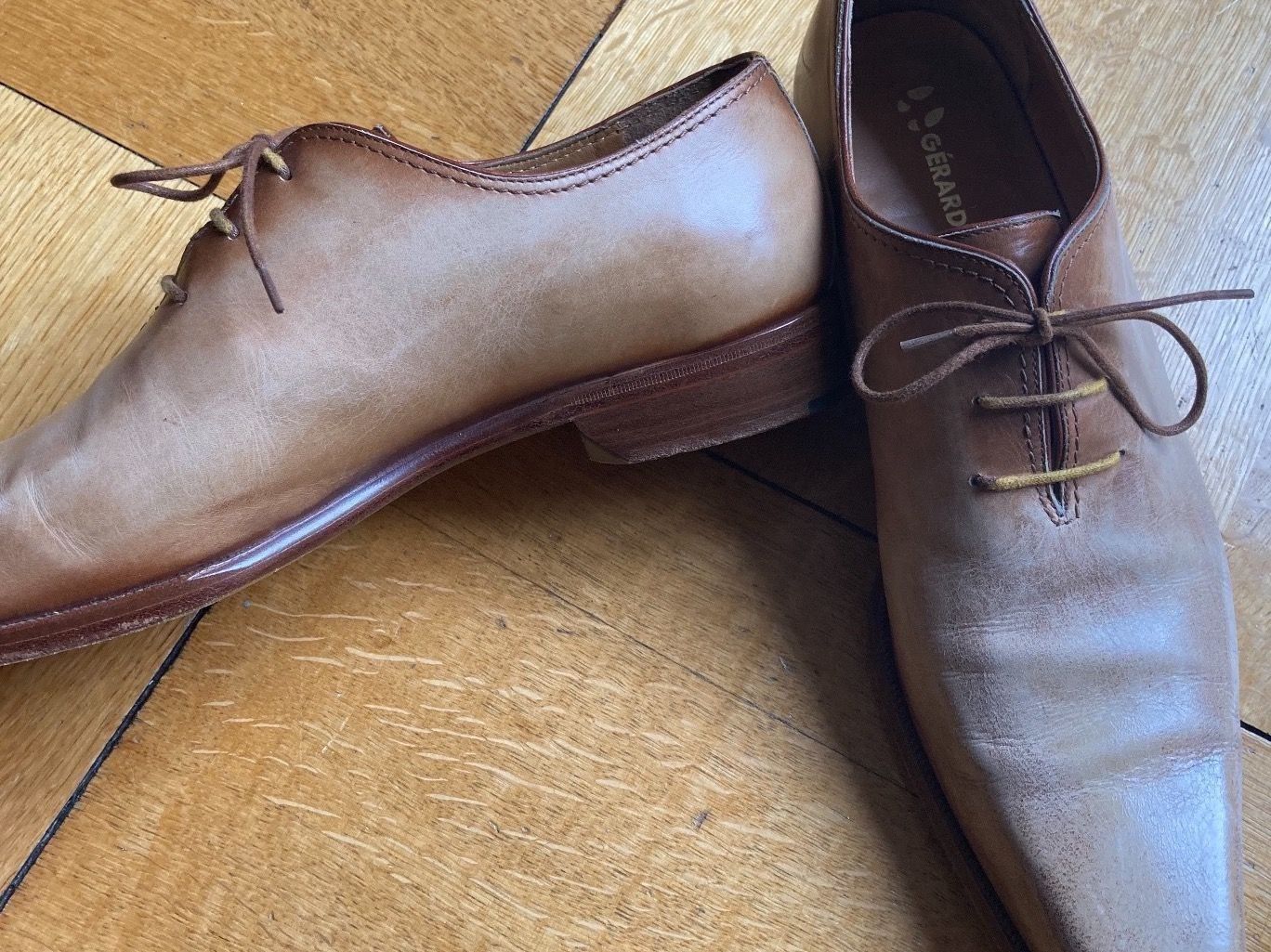 Scarpe da uomo: Belles chaussures GERARD SÉNÉ – Usato da Vevey venduto da louloute72 1