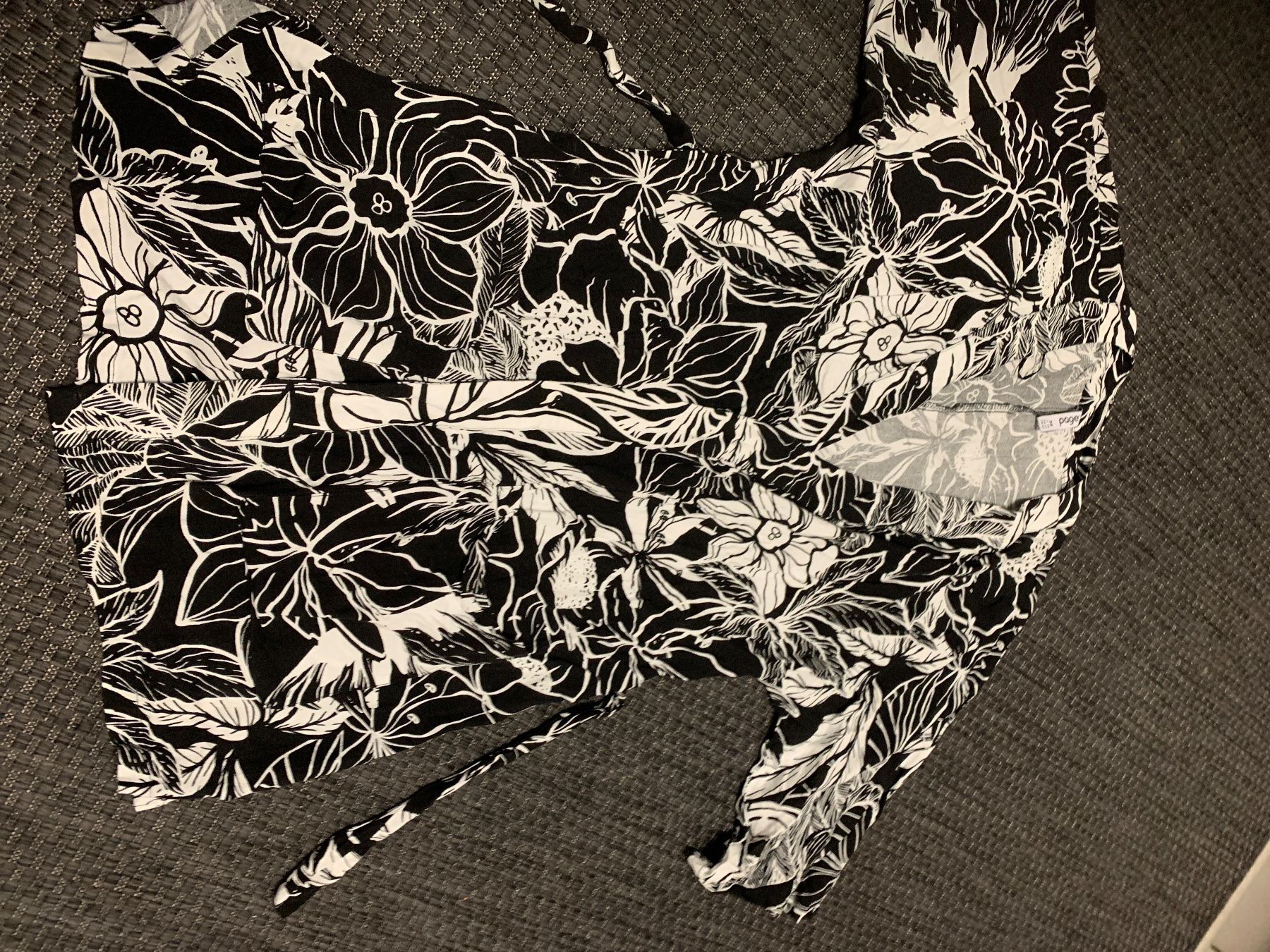 Camicette: Hänger jacke/bluse gr 38 schwarz/weiss – Usato da Bad Zurzach venduto da Cuore34