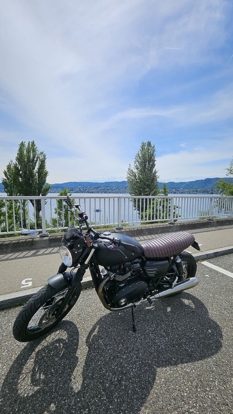 Triumph Strada: Triumph Speed Twin 900 – Usato da Zürich venduto da vso_76mz 5