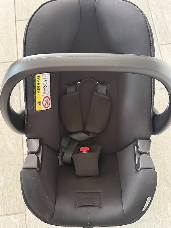 Auto-Kindersitze: Base 360+ovetto Chicco  – Gebraucht aus Pura von aba_jfb7 1