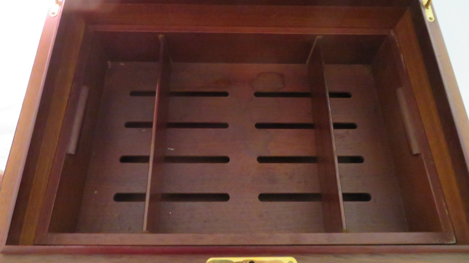 Humidor per sigari: Humidor der Marke Swiss Cave TOP – Usato da Wetzikon ZH venduto da morda1954 4