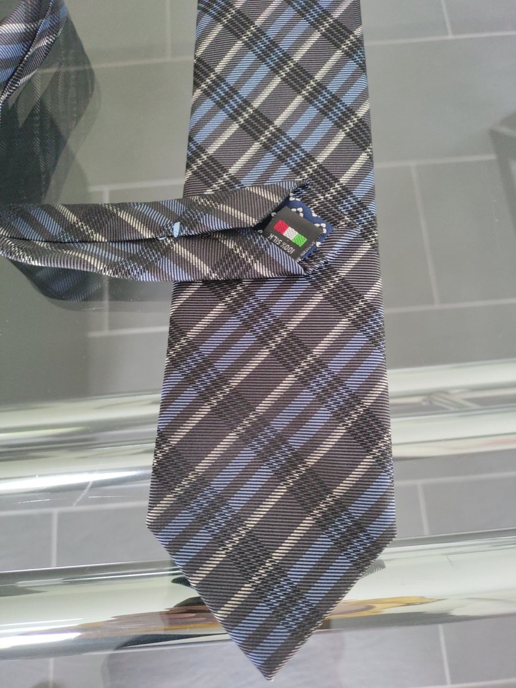 Krawatten: Cravate - Bleu et gris – Gebraucht aus Avry-devant-Pont von OBoss
