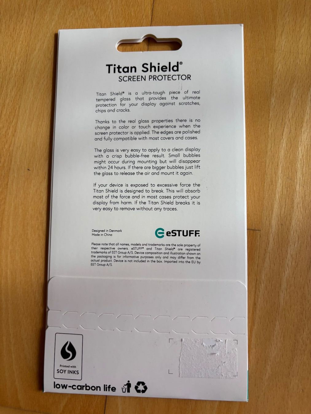 Ritocchi & pellicole di protezione: eSTUFF Titan Shield - Ecran de protection pour iPhone 15 – Nuovo e nell'imballaggio originale da Châtel-St-Denis venduto da Mel-Stef 1