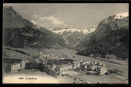 Engelberg, Ortsansicht mit Bergpanorama