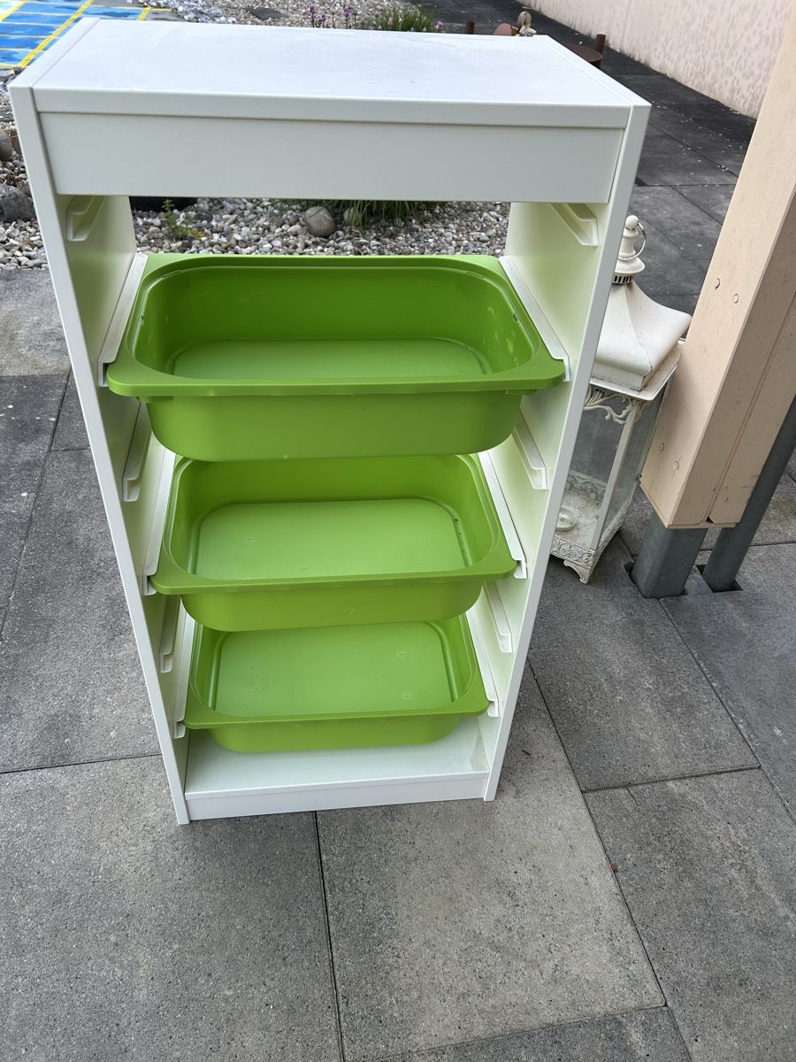 Ikea Regale: Regal von Ikea mit 3. Schubladenkisten – Gebraucht aus Hausen AG von Roborn