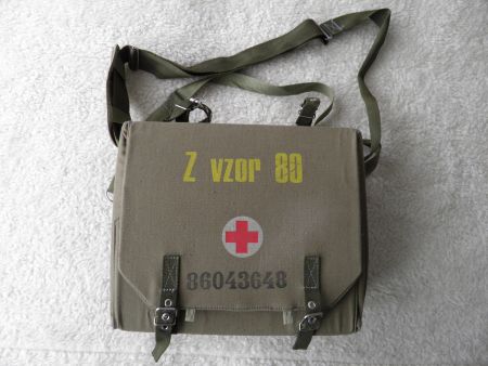Z vzor 80 , Sanitätstasche Militär , gefüllt