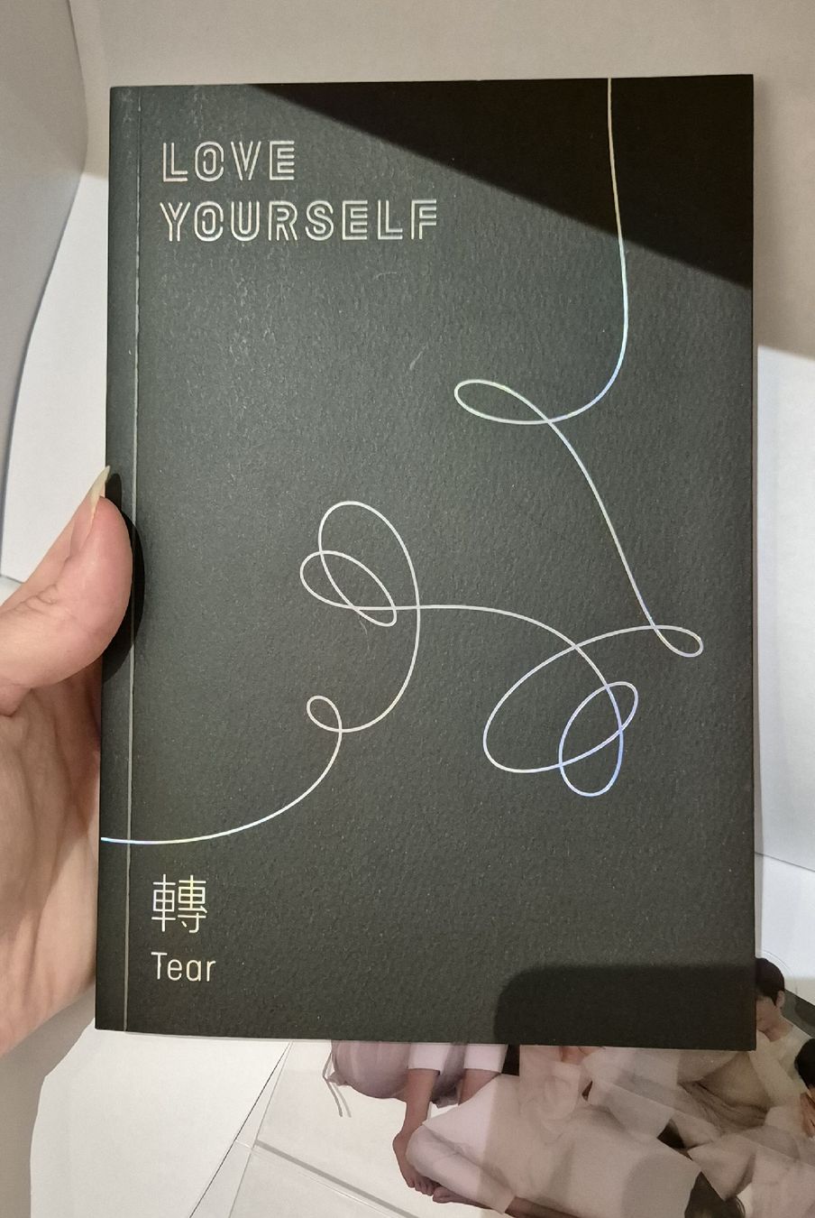 Album: BTS Album Love Yourself: Tear – Nuovo (secondo la descrizione) da Meggen venduto da awk_nkn7 8