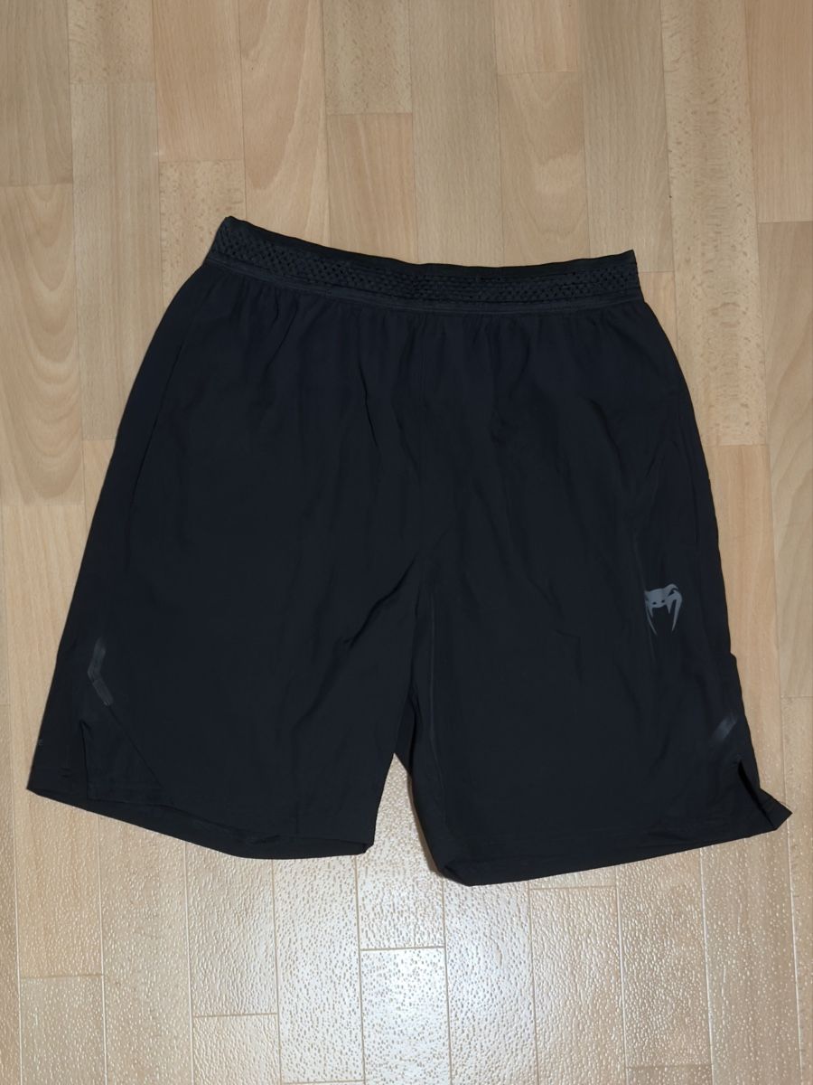 Venum Pantaloni: Venum Shorts – Nuovo (secondo la descrizione) da Volketswil venduto da 8003