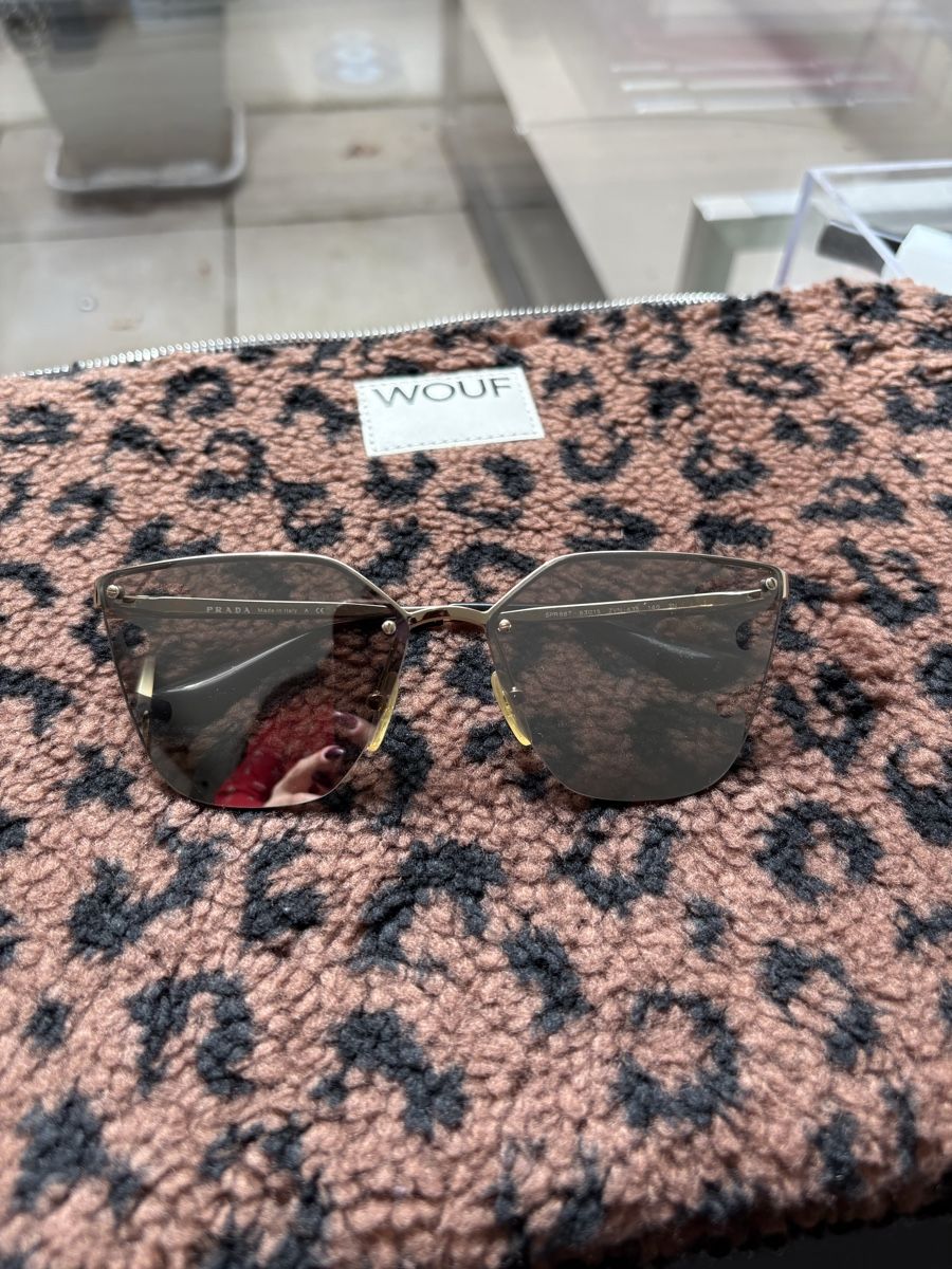 Prada Occhiali & Lenti: Lunettes de soleil Prada – Usato da Vésenaz venduto da ilomd