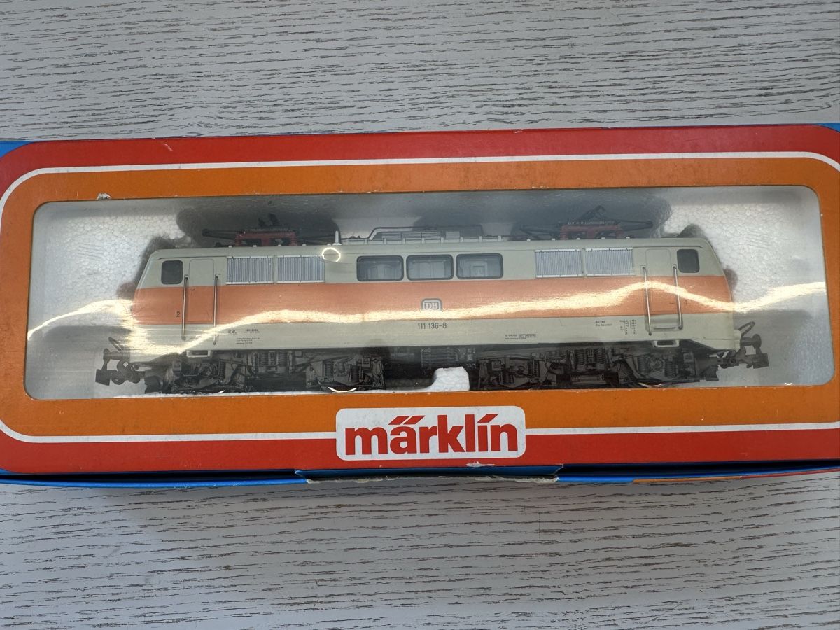 Märklin Modellini di ferrovie: Märklin 3155 DB BR 111 – Usato da Lupsingen venduto da New-Haven 7