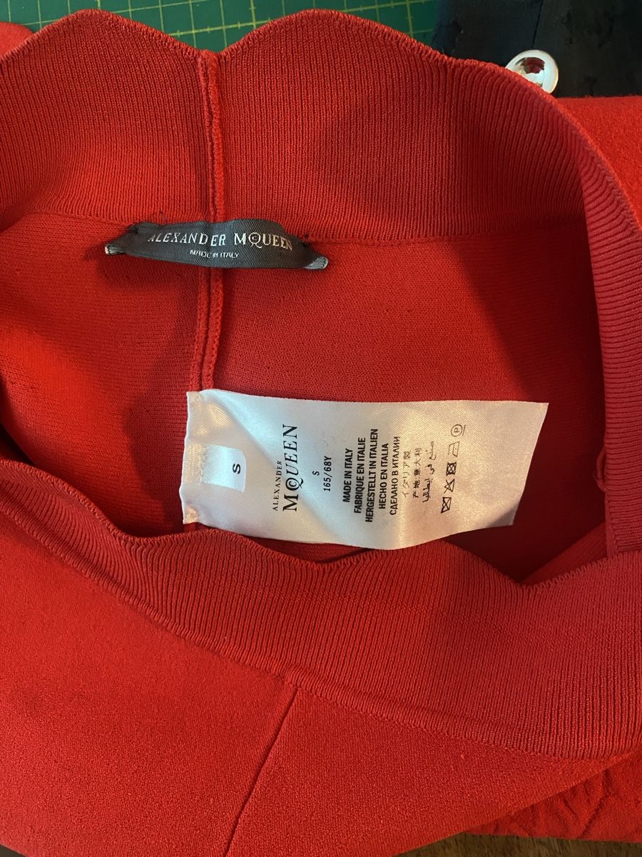 Hosen: ALEXANDER MACQUEEN Shorts NP 600.- – Gebraucht aus zürich von venezi 6