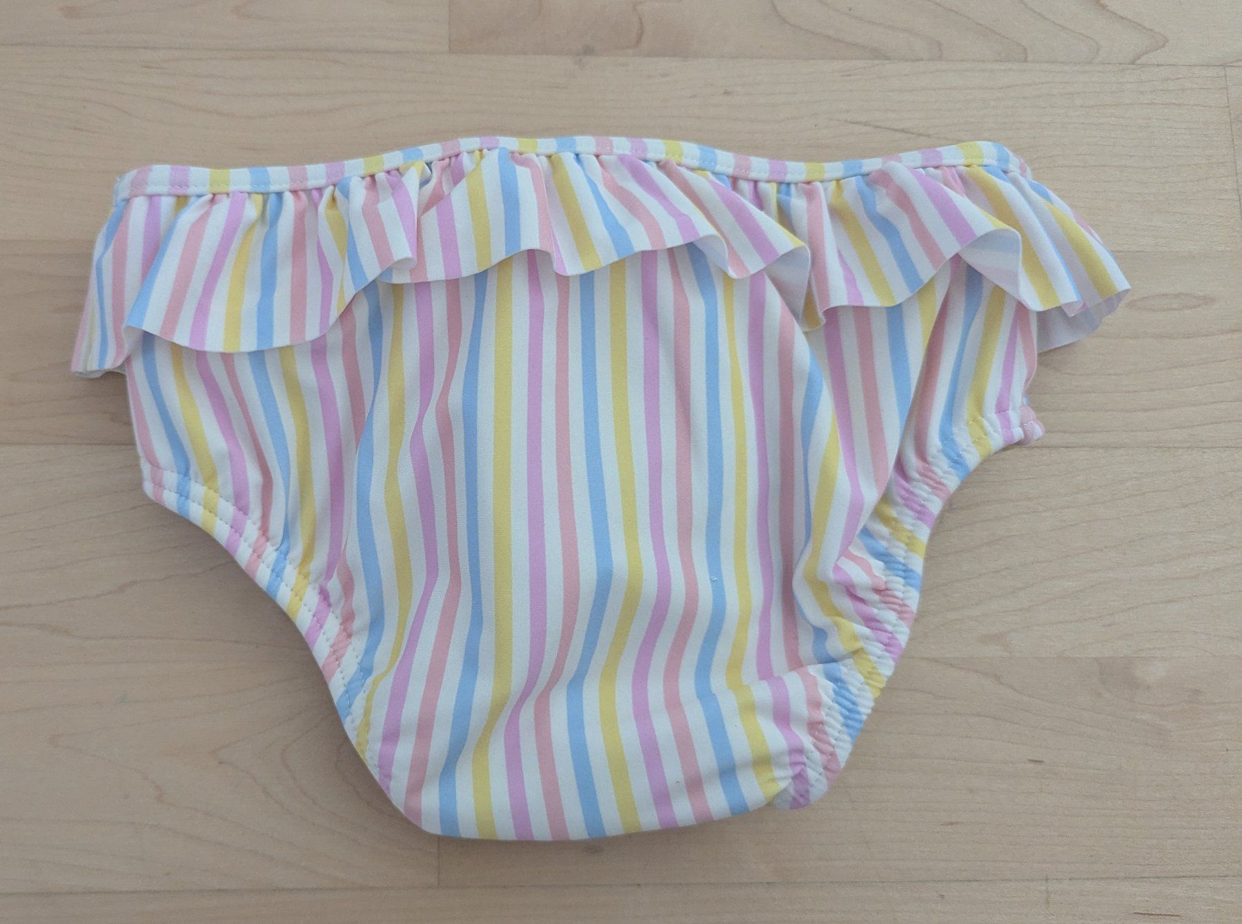 Migros Costumi da bagno & Bikini: Badehose mit Volant Gestreift Grösse 98/104 Neu – Nuovo e nell'imballaggio originale da Uster venduto da petches 1
