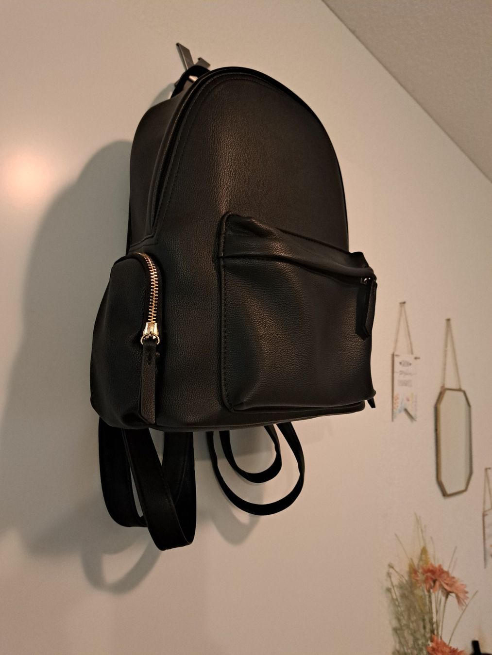 Rucksäcke: Rucksack Tasche schwarz – Gebraucht aus Rupperswil von White-Dove
