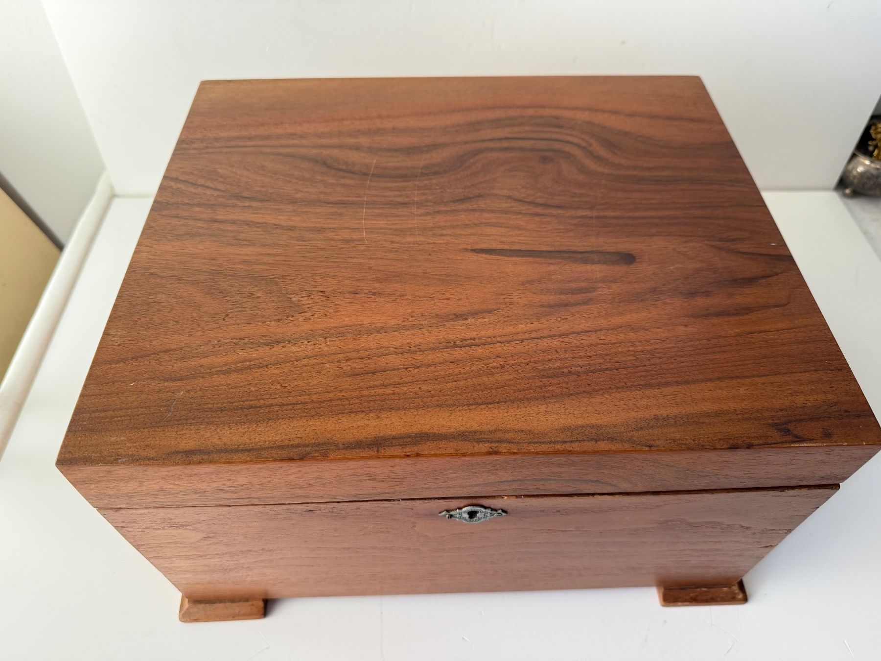 Carillon: Antike Mira Platten-Spieldose – Usato da Zwingen venduto da moje1 4