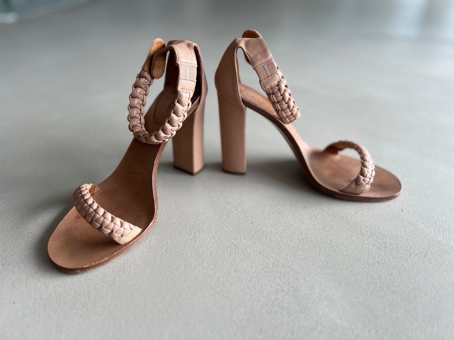Chloé Scarpe da donna: Top Designersandalen von Chloé – Usato da Schaan venduto da Poltera