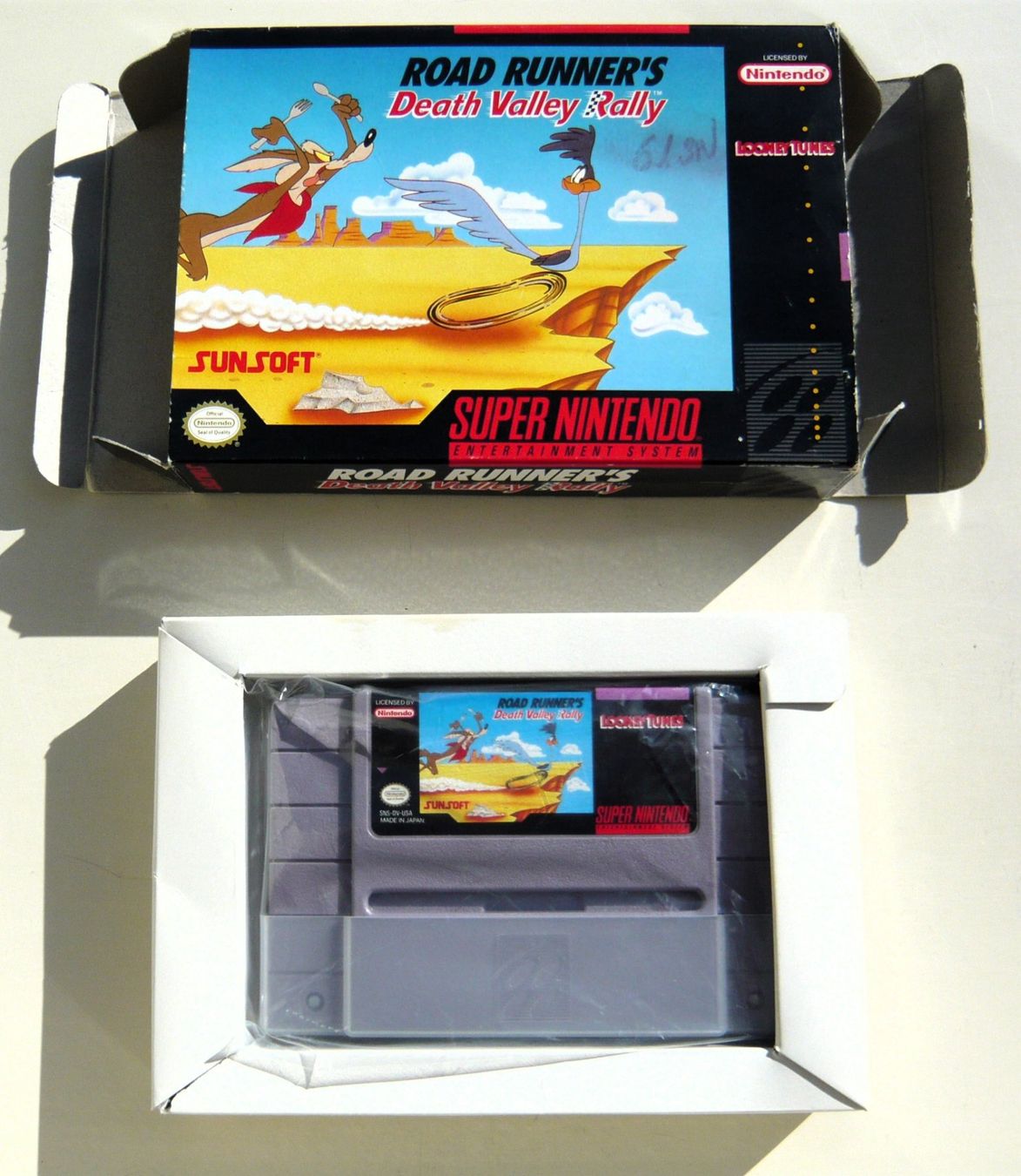 Nintendo Giochi: SNES: - Road Runner's Death Valley Rally, avec Boîte – Usato da Onex venduto da Jaguar1986