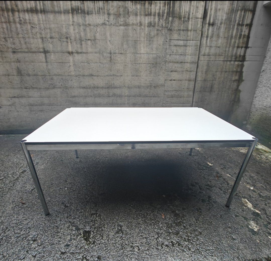 USM Tavoli: USM Tisch 1.75x1.00 Nr.3 – Usato da Attikon venduto da VintageSaleTeam