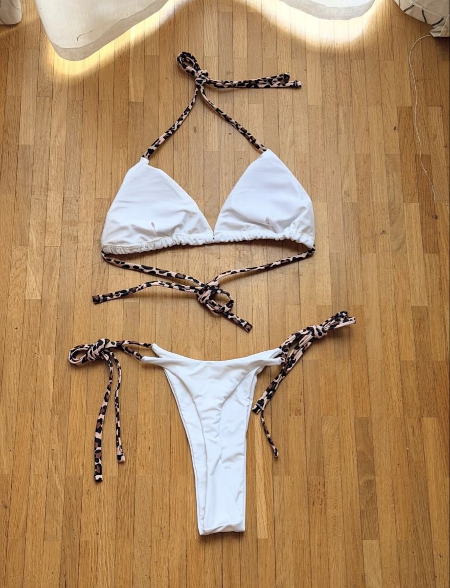 Costumi da bagno & Bikini: Maillot de bain blanc 2 pièces  – Nuovo e nell'imballaggio originale da Le Lignon venduto da Ana2831 1