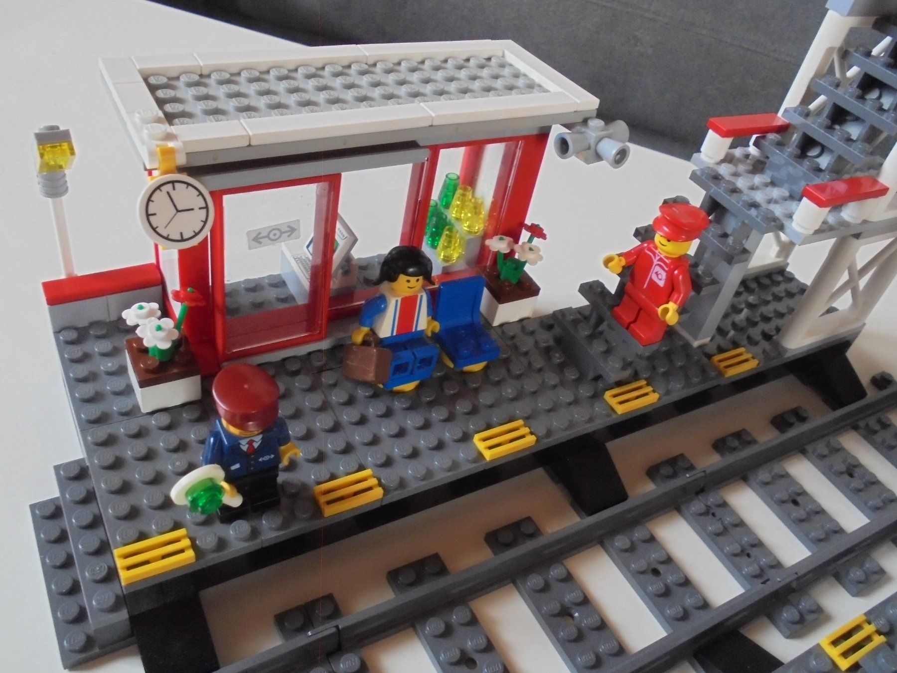 Lego Giocattoli: LEGO - EISENBAHN - BAHNHOF - 7937 – Usato da Gelterkinden venduto da ajdt4 2