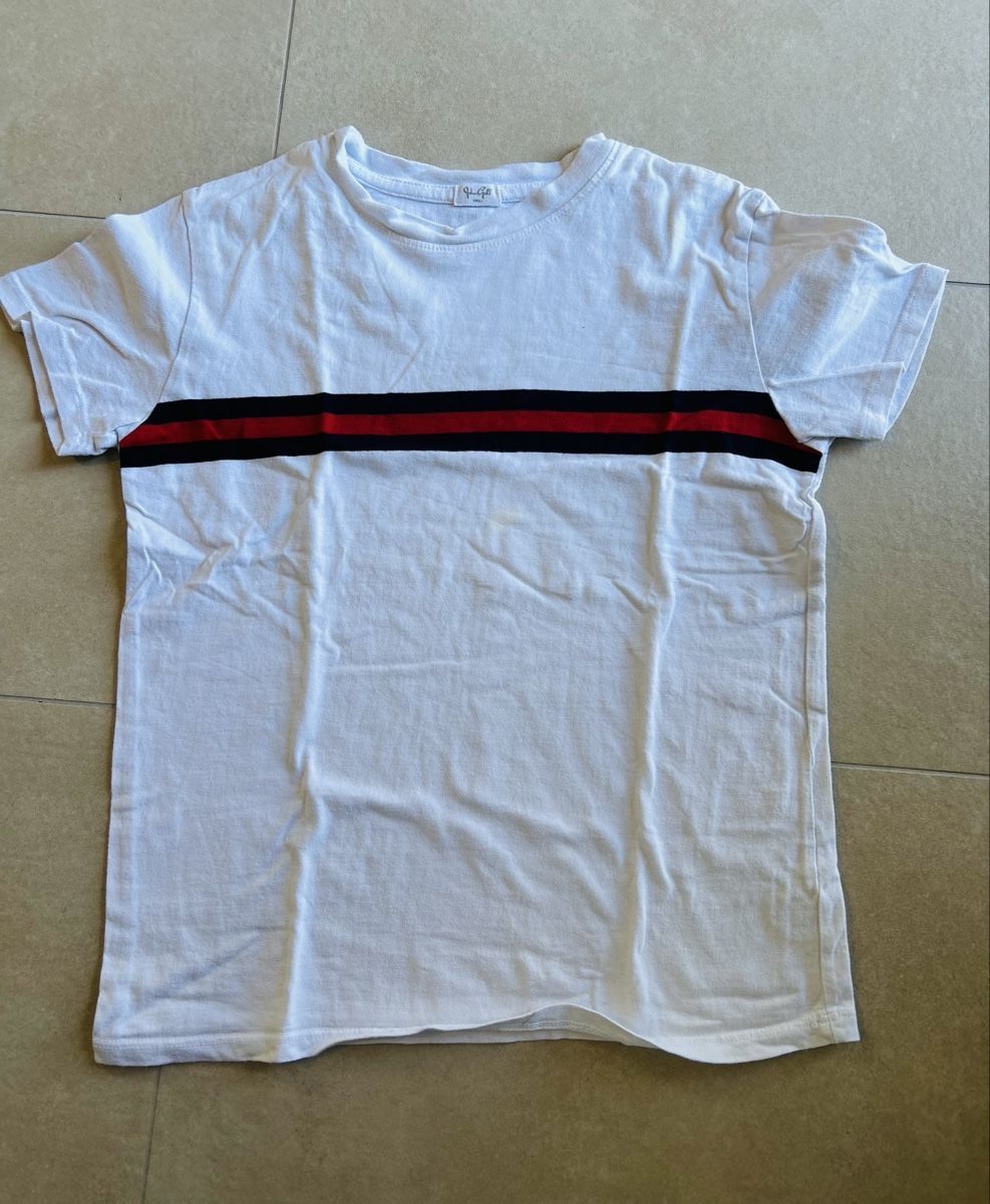 Camicie, T-shirt & Polo: T-shirt blanc rayé rouge et noir, – Usato da Founex venduto da etswang