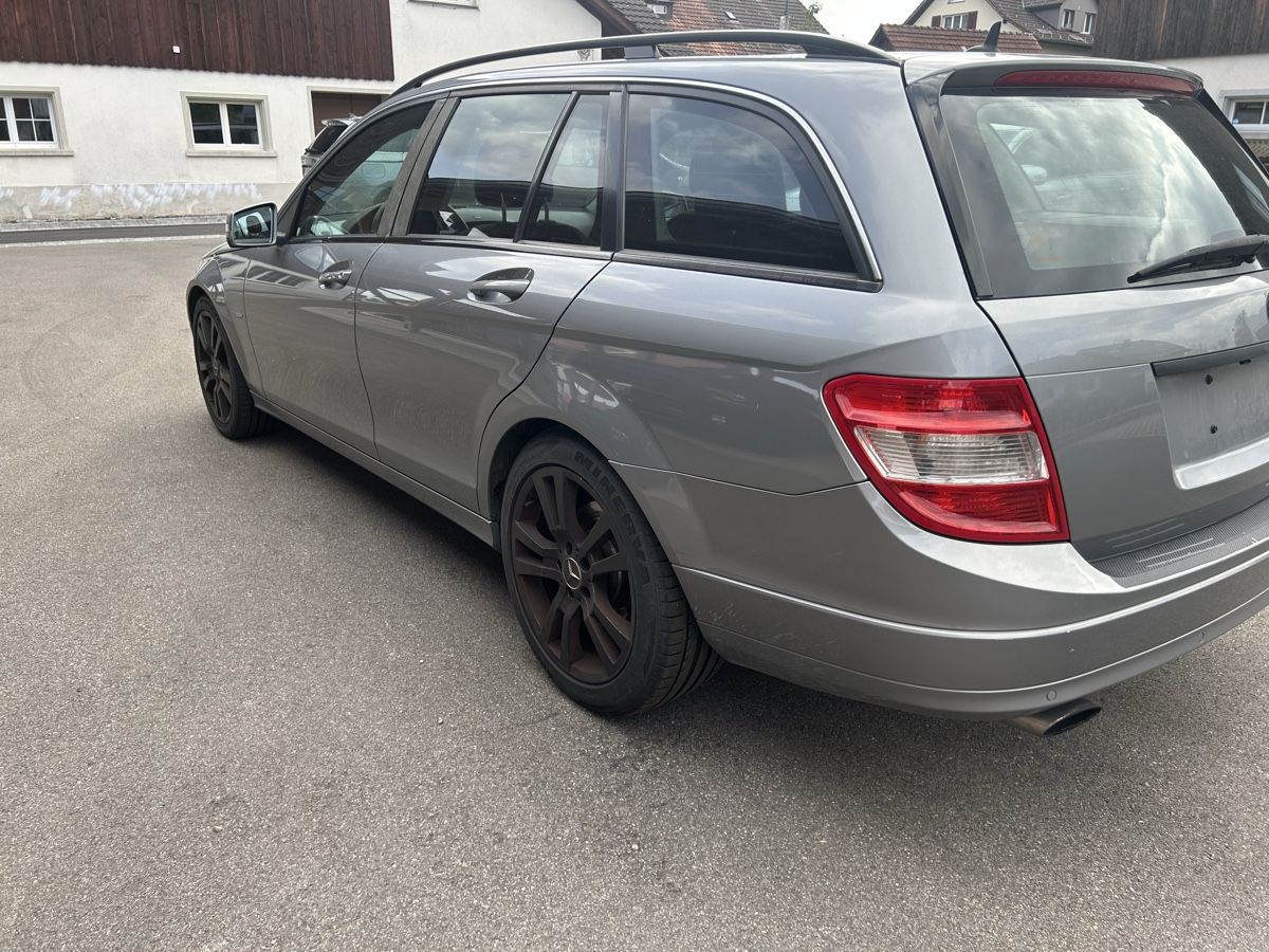 Mercedes-Benz Automobili: Mercedes-Benz C200 TEC – Usato da Tagelswangen venduto da Schaller50 3