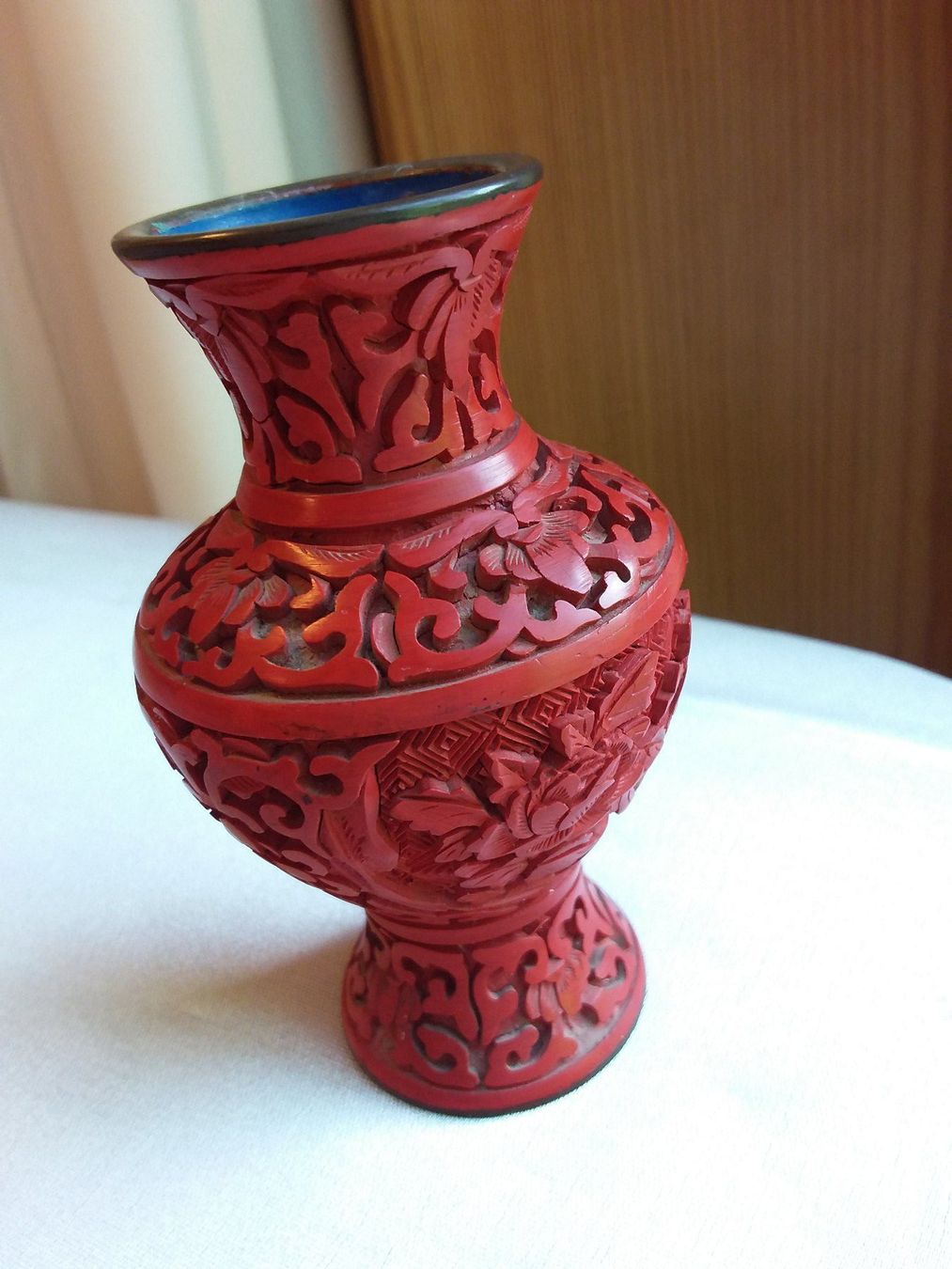 Vasi & Recipienti: Kleine RotLack Vase CHINA ca 1950 – Usato da Zürich venduto da helsan 4