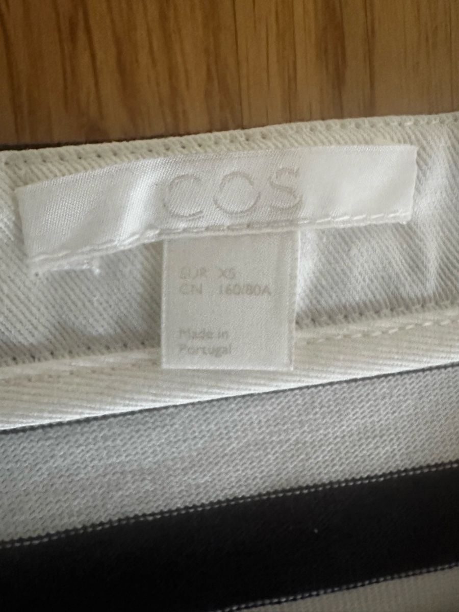 Cos Robes: Kleid Cos – Neuf (Voir description) à Zürich par linavsxx 2