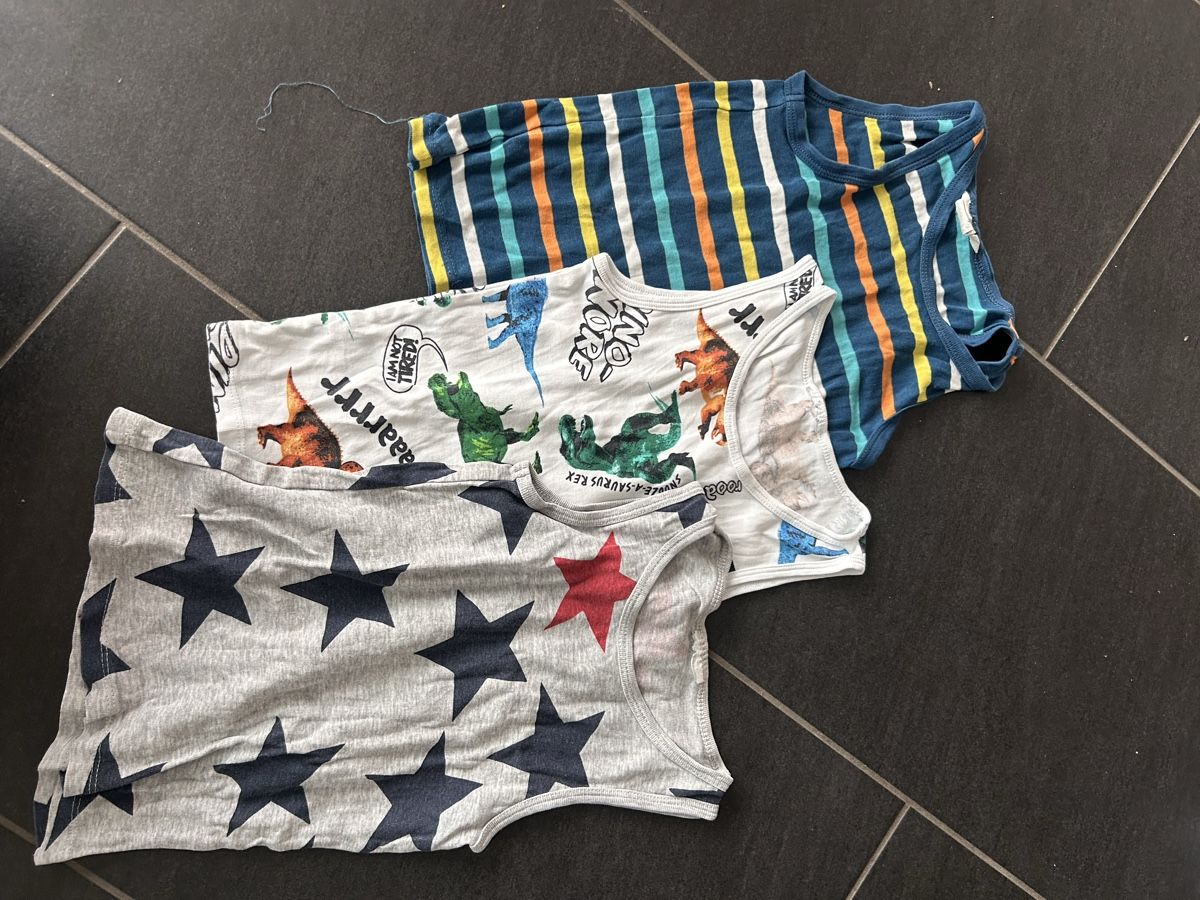 H&M Biancheria intima: 3 Unterhemden 116 – Usato da Amden venduto da roatan01