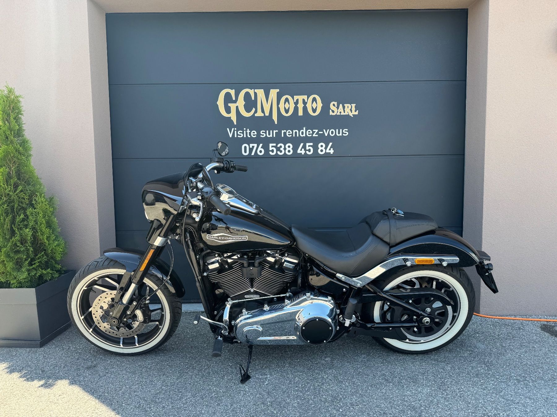 Harley-Davidson Cruisers: Harley Davidson Softail 107 Sport Glide LEASING POSSIBLE – D'occasion à Echallens par HD90 2