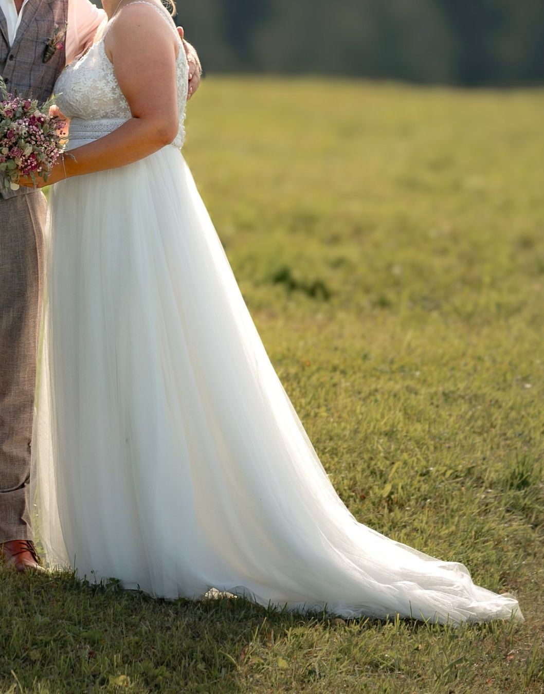 Vestiti: Secondhand Brautkleid, Grösse 42-44 – Usato da Brunnen venduto da Herzig-Brautmode 2