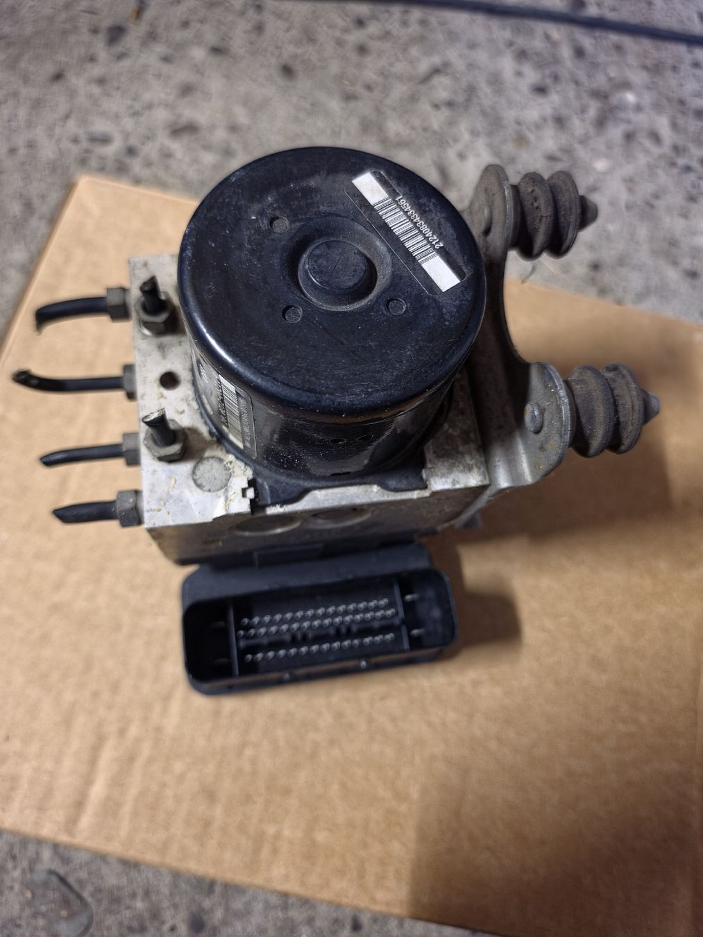 VW Alle Autoersatzteile: VW Touareg ABS Pumpe – Gebraucht aus Oberschrot von mimi180993 2