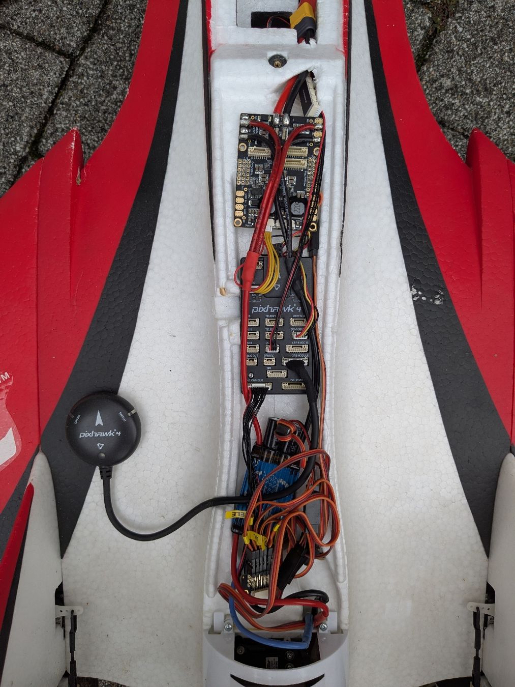E-Flite RC Kits de montage: Scimitar Modellflugzeug mit Autopilot – D'occasion à Hedingen par furi007 7