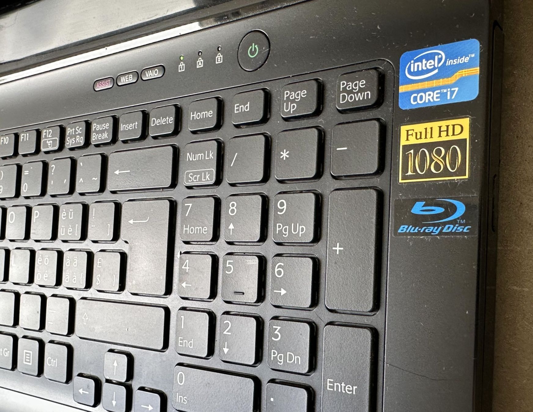 Vaio Portables: SONY, VAIO, Personal Computer, Model SVE171C11M, orgi. Kabel – D'occasion à Zürich par alocinnovregnes 2