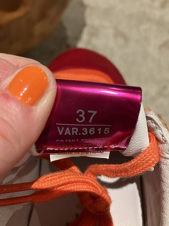 Scarpe da donna: Premiata Sneaker Gr.37 fuxia/orange – Usato da Lyss venduto da stubenwagen 3
