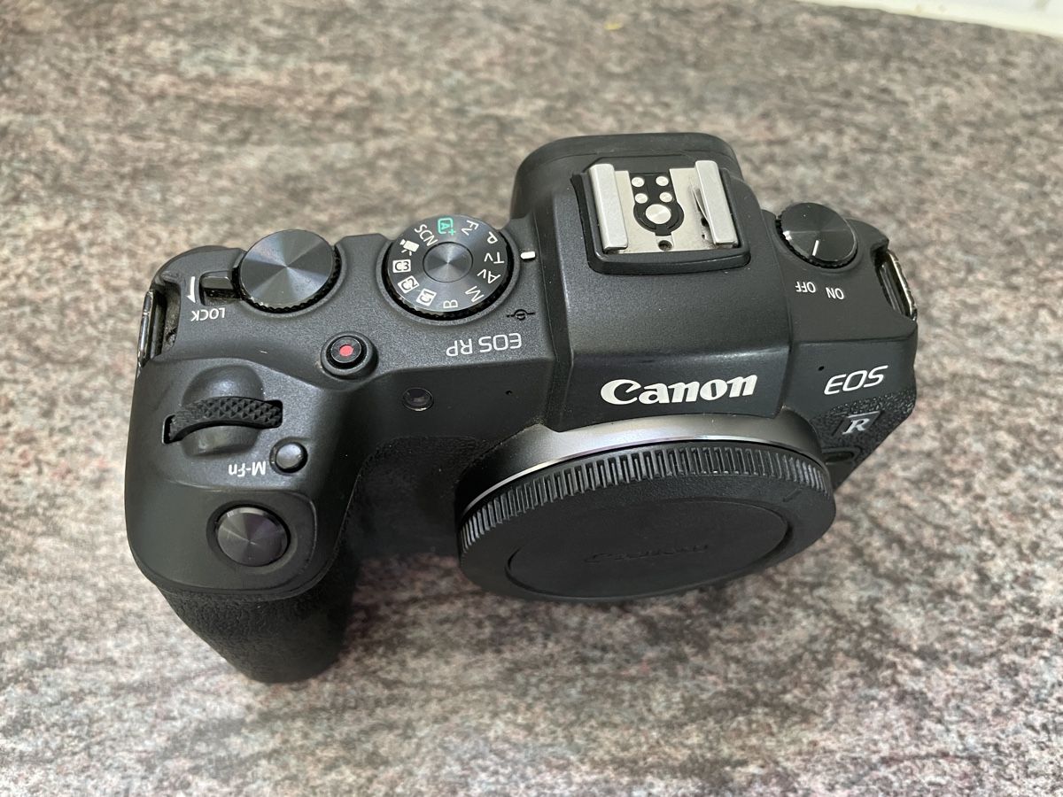 Canon Fotocamera: Canon EOS RP Body mit 5 Akkus – Usato da Dottikon venduto da JP_13 1