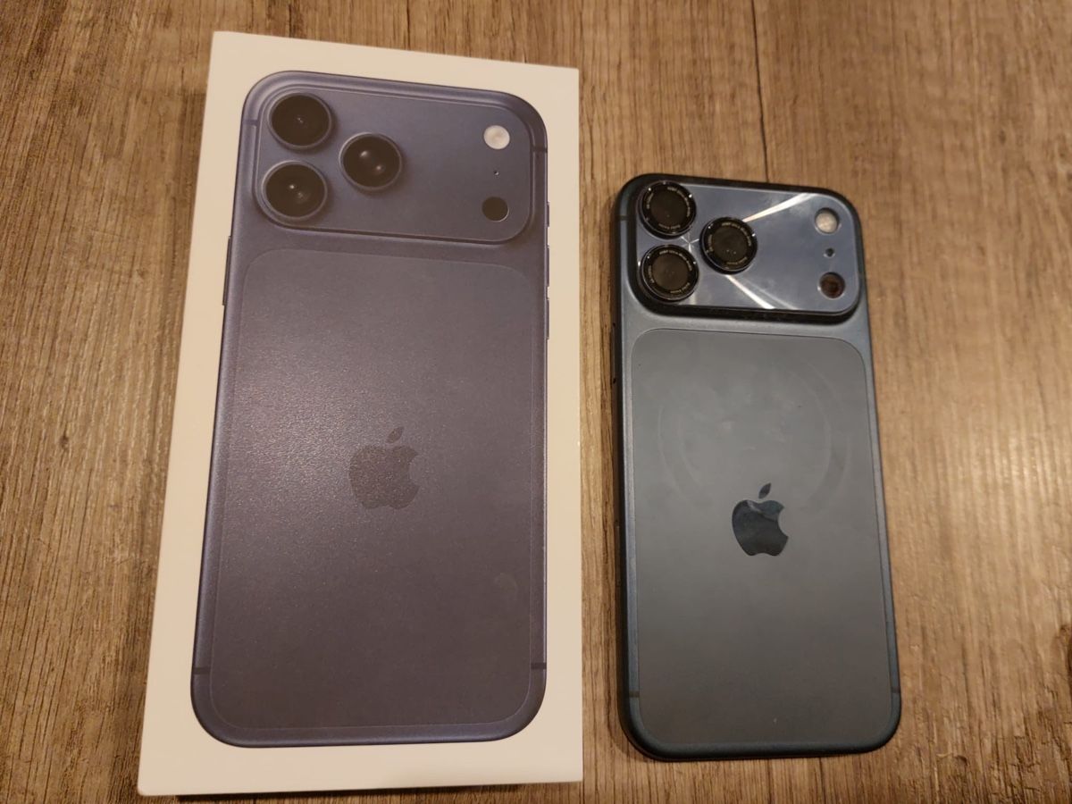 Apple Telefoni cellulari / Smartphones: iPhone 17 Pro Max - 256 GB - Deep Blue & Réinitialisé 📱 – Usato da Sion venduto da Phil_le86 1