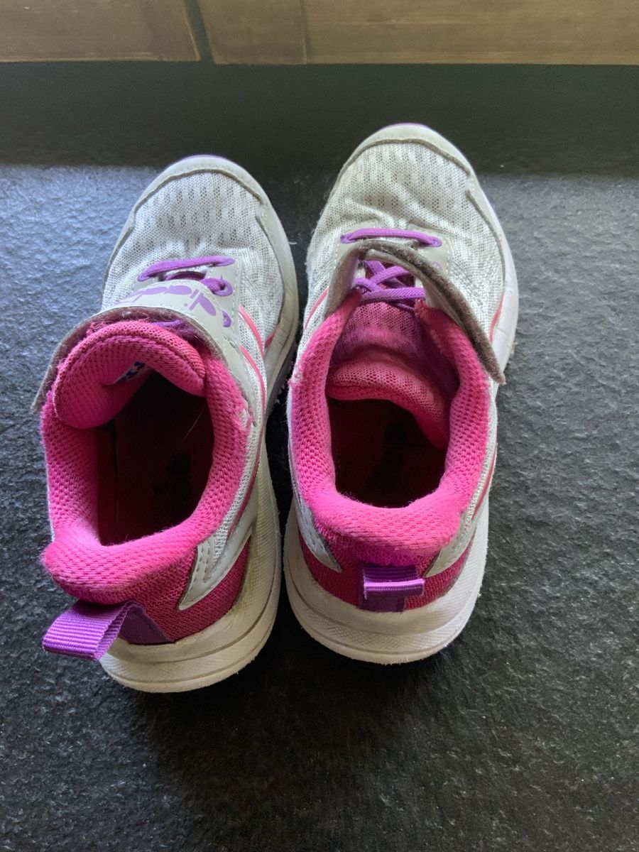 Diadora Scarpe per ragazze: Diadora Kinderschuhe, Gr.31Mädchen, – Usato da Widnau venduto da Como2006 2
