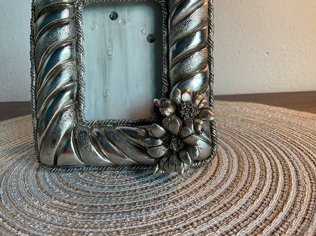 Cadres de tableaux: Cornice argentata – Neuf avec emballage d'origine à Gudo par ele_7h2r 2