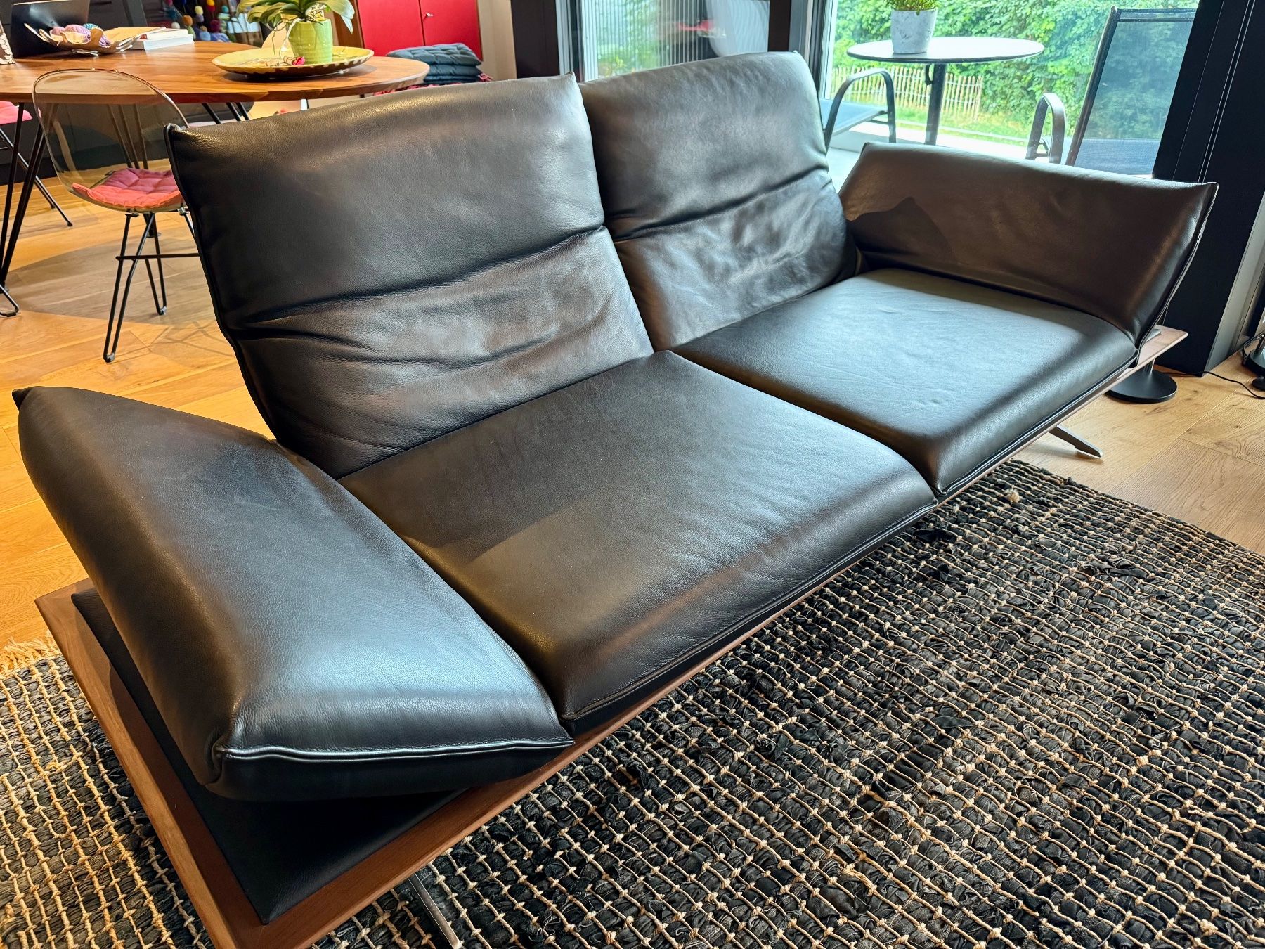 Pfister Sofas: Canapé cuir noir – Gebraucht aus Prez-vers-Noréaz von B.Schoepfer