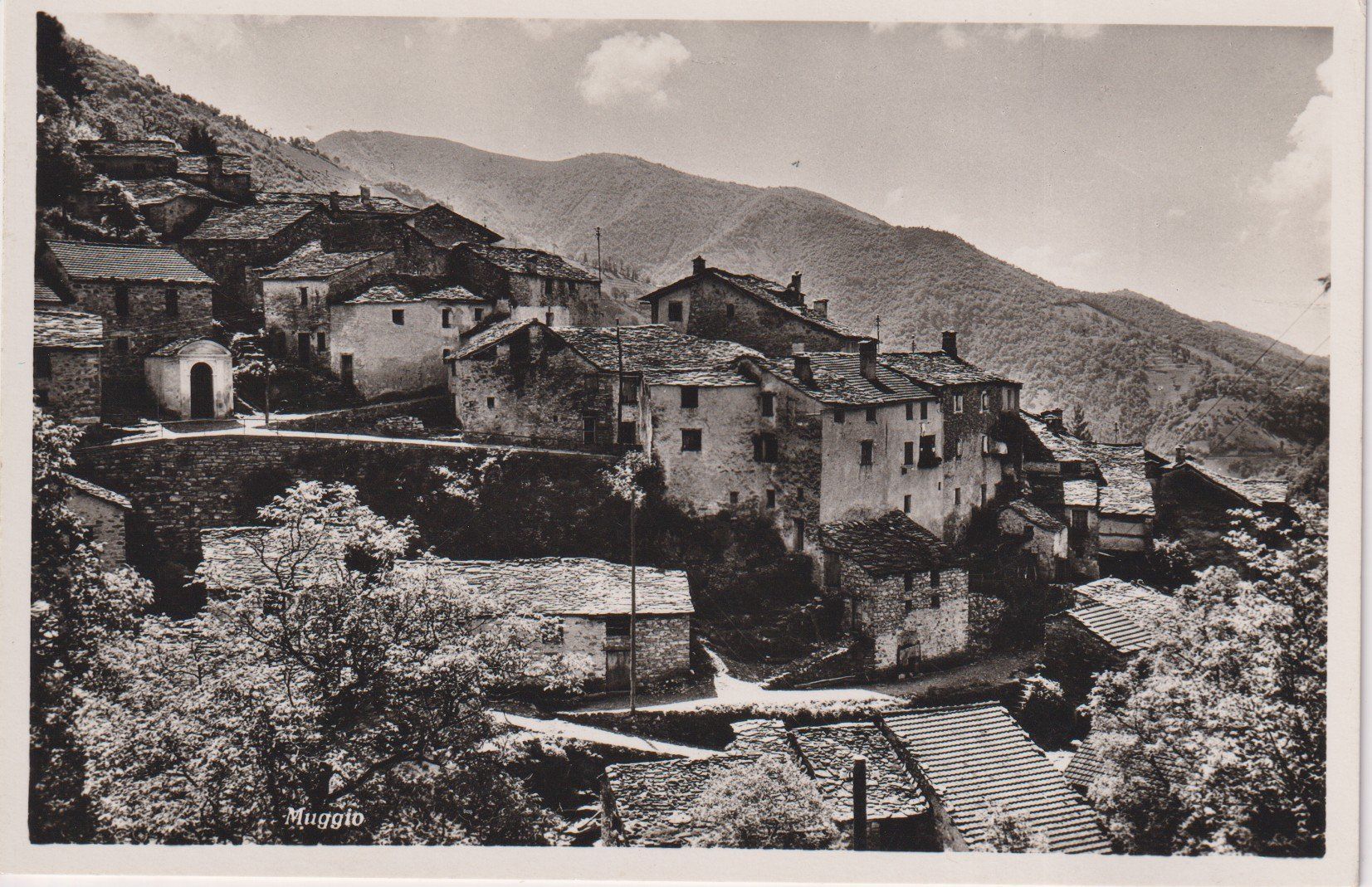 Ansichtskarten: AK Muggio - raro panorama anni '40 – Gebraucht aus Riva San Vitale von MAR-NAPO