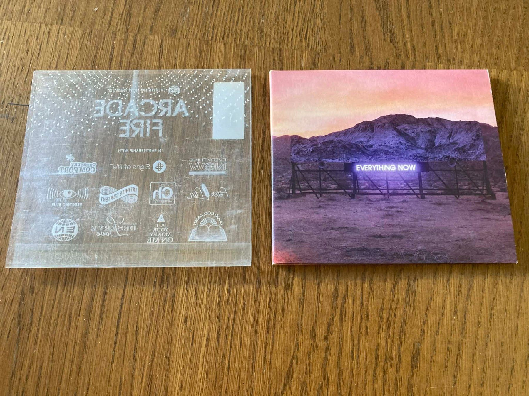 CD: Arcade Fire – Everything Now CD – Usato da Lausanne venduto da sim_bc8q 2