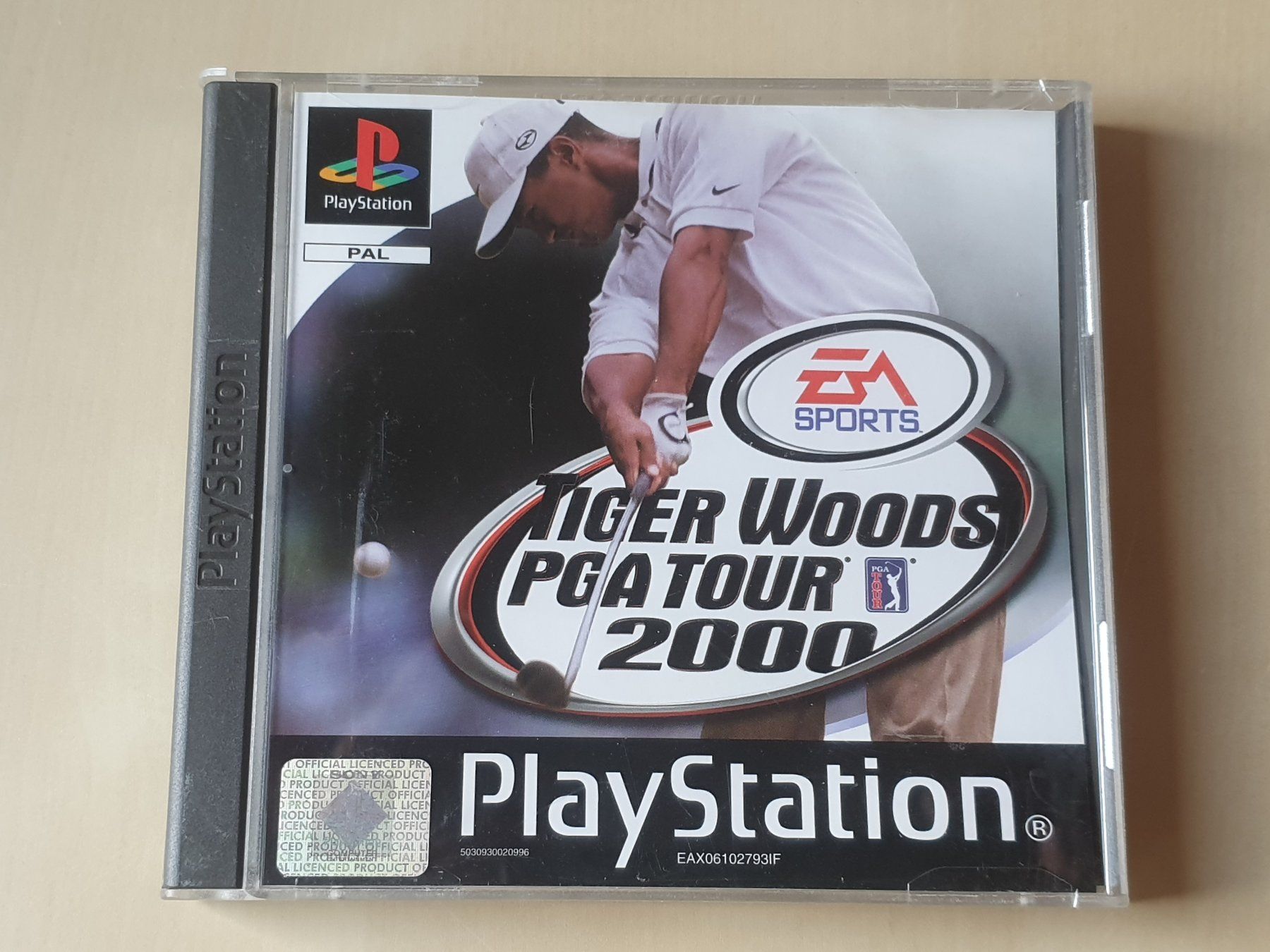 Sony Giochi: Tiger Woods PGA Tour 2000 – Usato da Stansstad venduto da collectorsshop